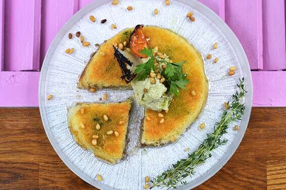 כנאפה בשר של שטרודל // צילום: גלעד הר שלג